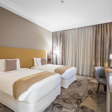 Grand Millennium Al Seef Basra エクステリア 写真