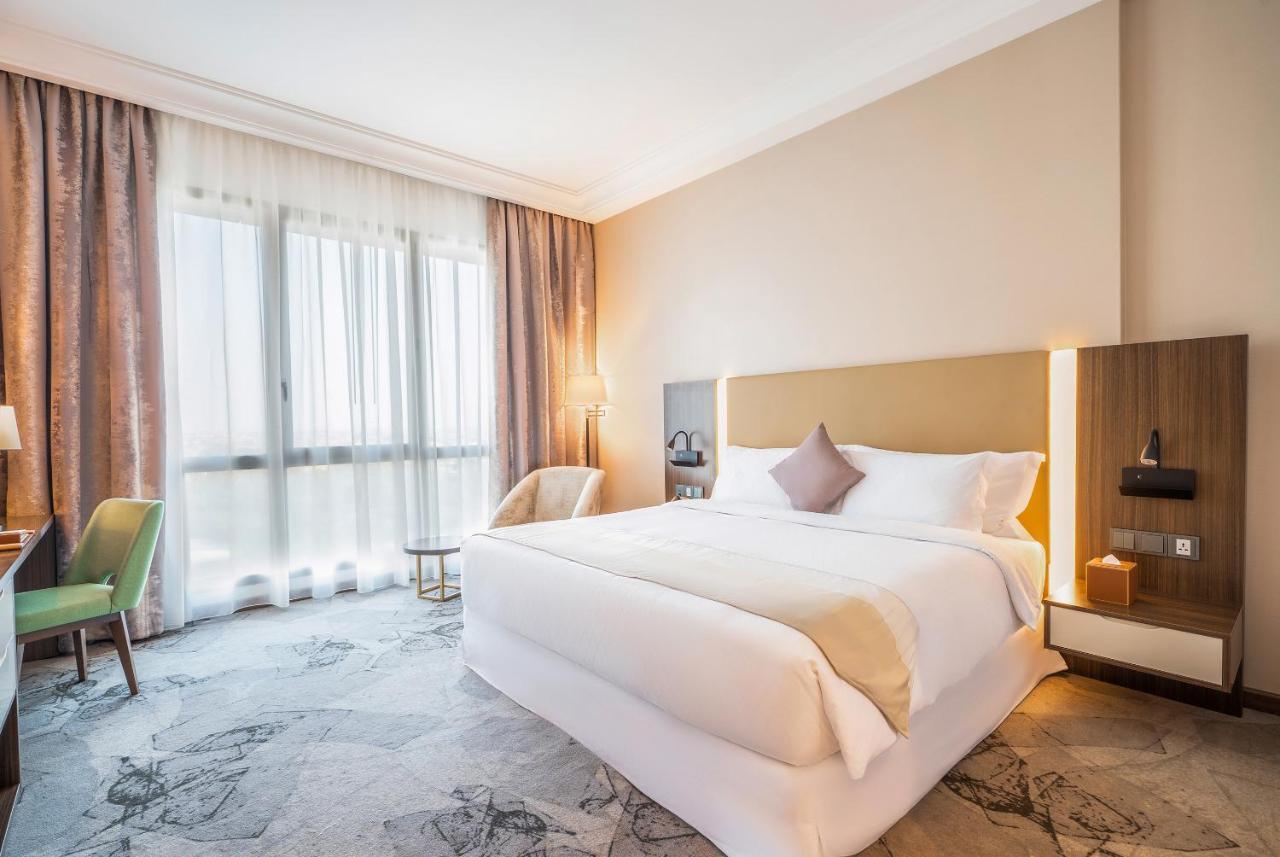 Grand Millennium Al Seef Basra エクステリア 写真