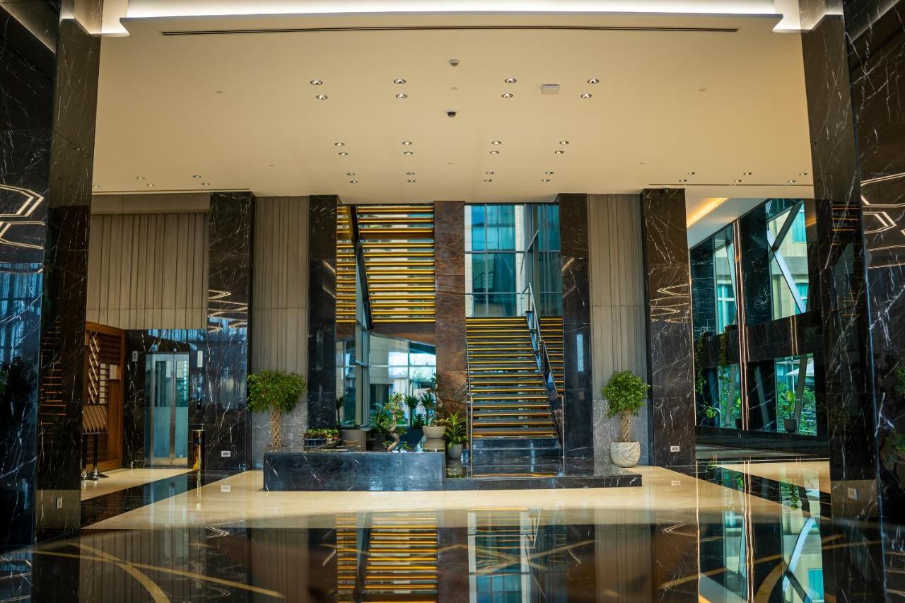 Grand Millennium Al Seef Basra エクステリア 写真