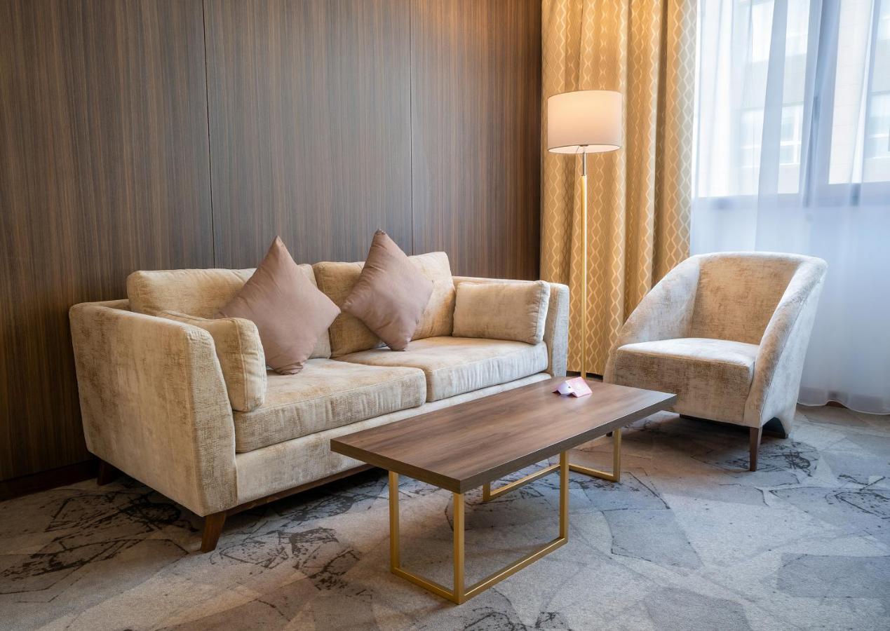 Grand Millennium Al Seef Basra エクステリア 写真