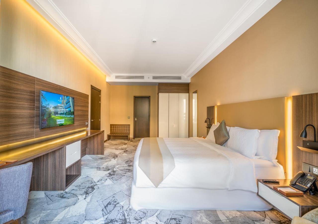 Grand Millennium Al Seef Basra エクステリア 写真