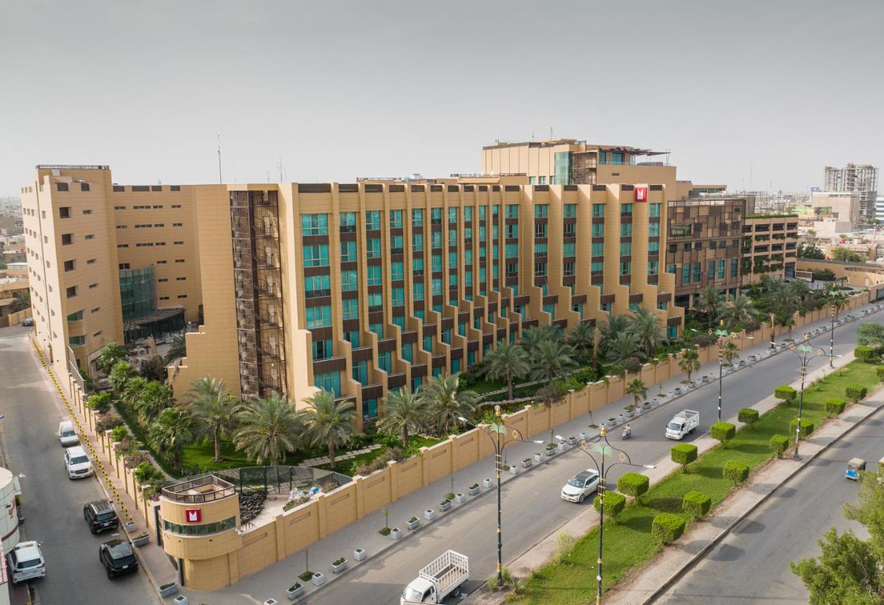 Grand Millennium Al Seef Basra エクステリア 写真