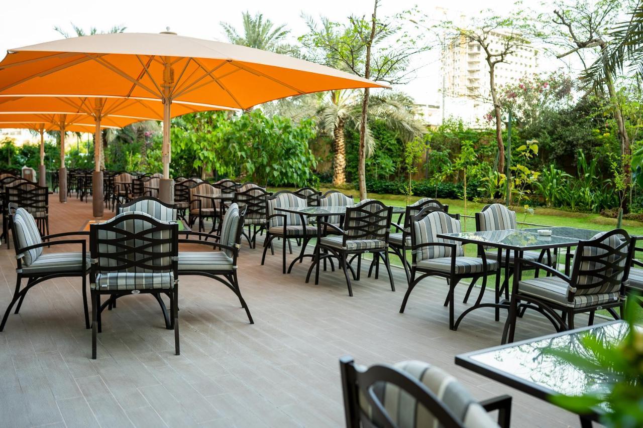 Grand Millennium Al Seef Basra エクステリア 写真