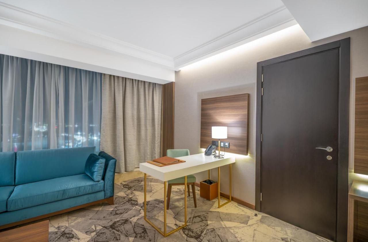 Grand Millennium Al Seef Basra エクステリア 写真